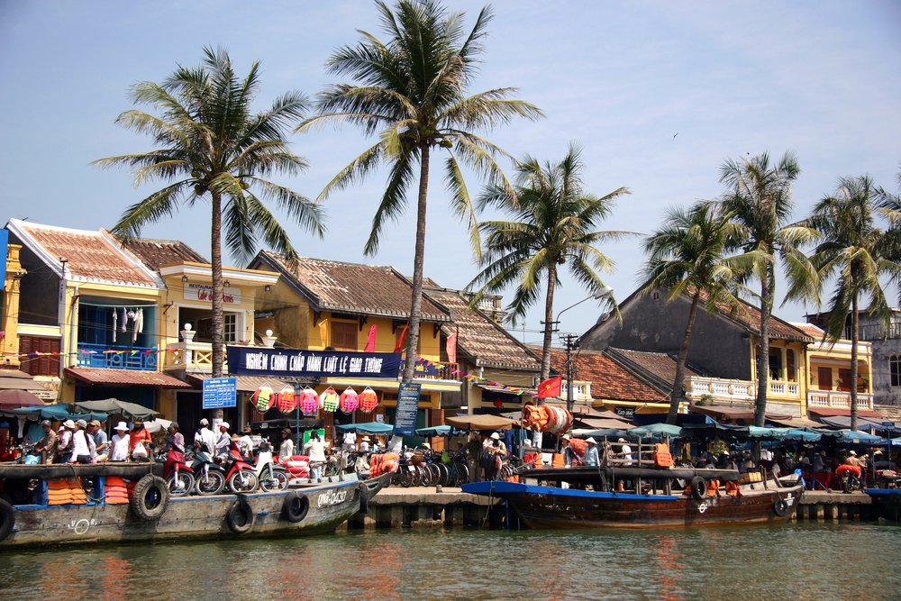 The Ultimate Tour of Vietnam, Halong Bay Cruise & Ho Chi Minh City With Far East Wonders Cruise
