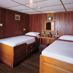 Come aboard the Kindat Pandaw and discover one of 3 cabin categories on a total of 2 decks that can accommodate 40 passengers. Choose your dream cabin and feel at home on board the Kindat Pandaw !