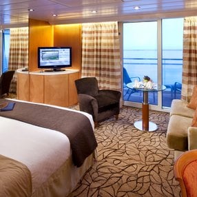 Kommen Sie an Bord der Celebrity Infinity und entdecken Sie eine der 64 Kabinenkategorien auf insgesamt 12 Decks die für 2170 Passagiere Platz bieten. Wählen Sie Ihre Traumkabine und fühlen Sie sich auf Ihrer Kreuzfahrt an Bord der Celebrity Infinity wie Zuhause!