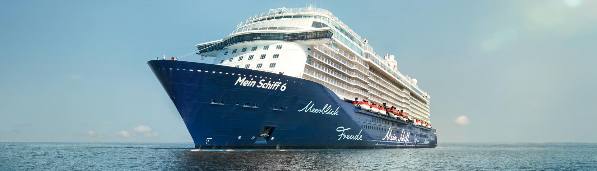 https://images.dreamlines.de/Ug7H-ZpSdy1rfpyNlPzoeHYalrs=/80x23/smart/pims/29eb4f44c5c3b12e4bb98693bf0262c1/meinschiff6_cropped_02.jpg