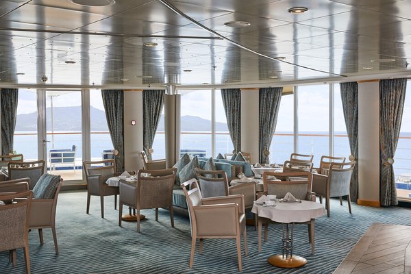 Silver Whisper