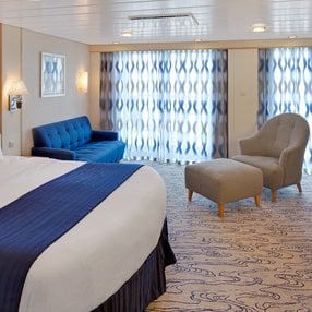Kommen Sie an Bord der undefined und entdecken Sie eine der 119 Kabinenkategorien auf insgesamt 14 Decks die für 4000 Passagiere Platz bieten. Wählen Sie Ihre Traumkabine und fühlen Sie sich auf Ihrer Kreuzfahrt an Bord der undefined wie Zuhause!