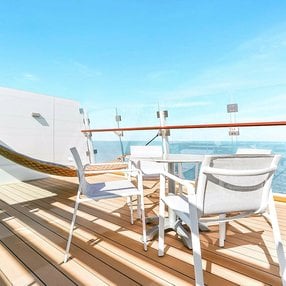 Kies jouw droomhut en voel je thuis tijdens je cruise aan boord van de undefined!