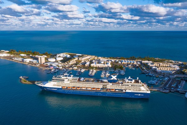 Celebrity Summit
