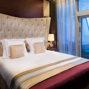 Come aboard the undefined and discover one of 90 cabin categories on a total of 13 decks that can accommodate 3046 passengers. Choose your dream cabin and feel at home on board the undefined!