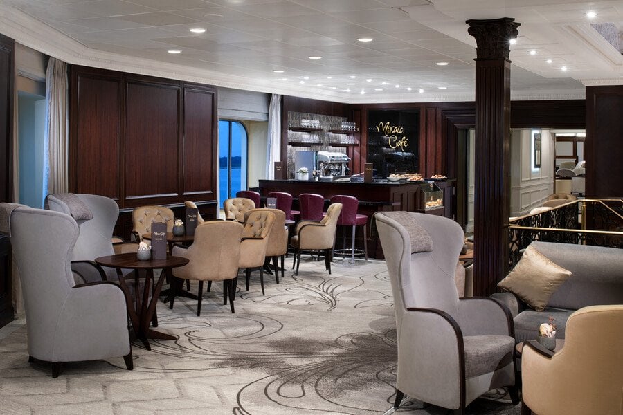 Azamara Pursuit