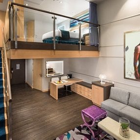 Kommen Sie an Bord der undefined und entdecken Sie eine der 125 Kabinenkategorien auf insgesamt 16 Decks die für 5634 Passagiere Platz bieten. Wählen Sie Ihre Traumkabine und fühlen Sie sich auf Ihrer Kreuzfahrt an Bord der undefined wie Zuhause!