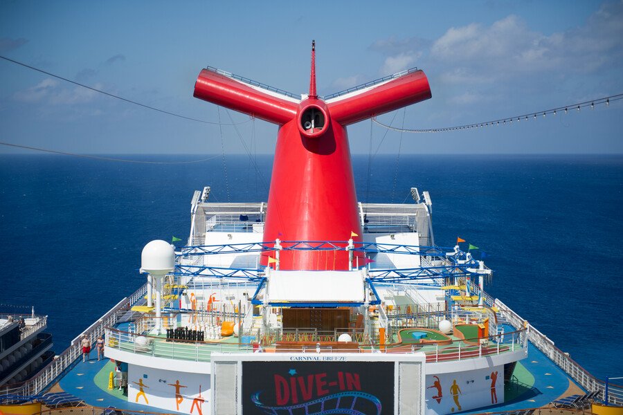 Carnival Breeze
