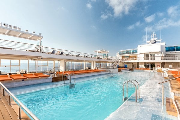 Mein Schiff 4