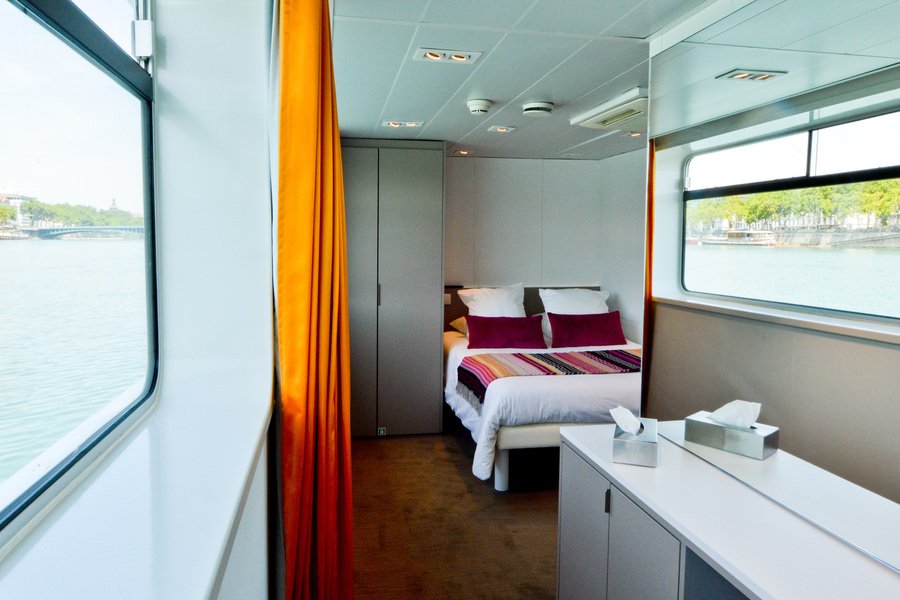 MS Camargue