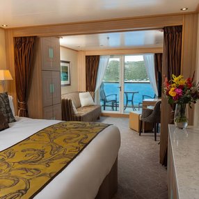 Kommen Sie an Bord der Seabourn Quest und entdecken Sie eine der 30 Kabinenkategorien auf insgesamt 10 Decks die für 450 Passagiere Platz bieten. Wählen Sie Ihre Traumkabine und fühlen Sie sich auf Ihrer Kreuzfahrt an Bord der Seabourn Quest wie Zuhause!