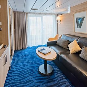 Kommen Sie an Bord der undefined und entdecken Sie eine der 19 Kabinenkategorien auf insgesamt 6 Decks die für 320 Passagiere Platz bieten. Wählen Sie Ihre Traumkabine und fühlen Sie sich auf Ihrer Kreuzfahrt an Bord der undefined wie Zuhause!
