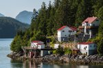 Bella Bella (Waglisla), British Columbia, Kanada (Panoramafahrt)