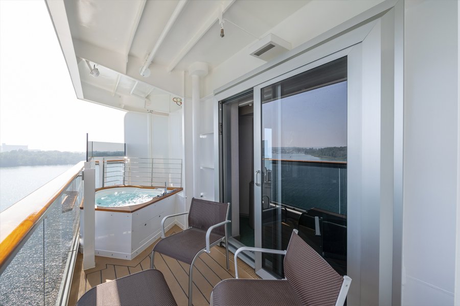 Transatlantic from Santos, Brazil with the MSC Seaview