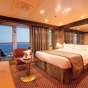 Kommen Sie an Bord der Costa Deliziosa und entdecken Sie eine der 51 Kabinenkategorien auf insgesamt 12 Decks die für 2826 Passagiere Platz bieten. Wählen Sie Ihre Traumkabine und fühlen Sie sich auf Ihrer Kreuzfahrt an Bord der Costa Deliziosa wie Zuhause!