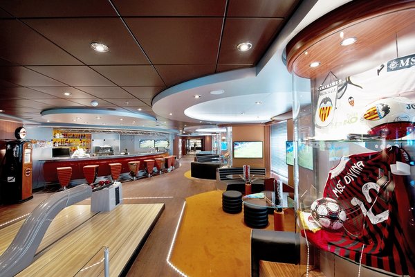 MSC Divina