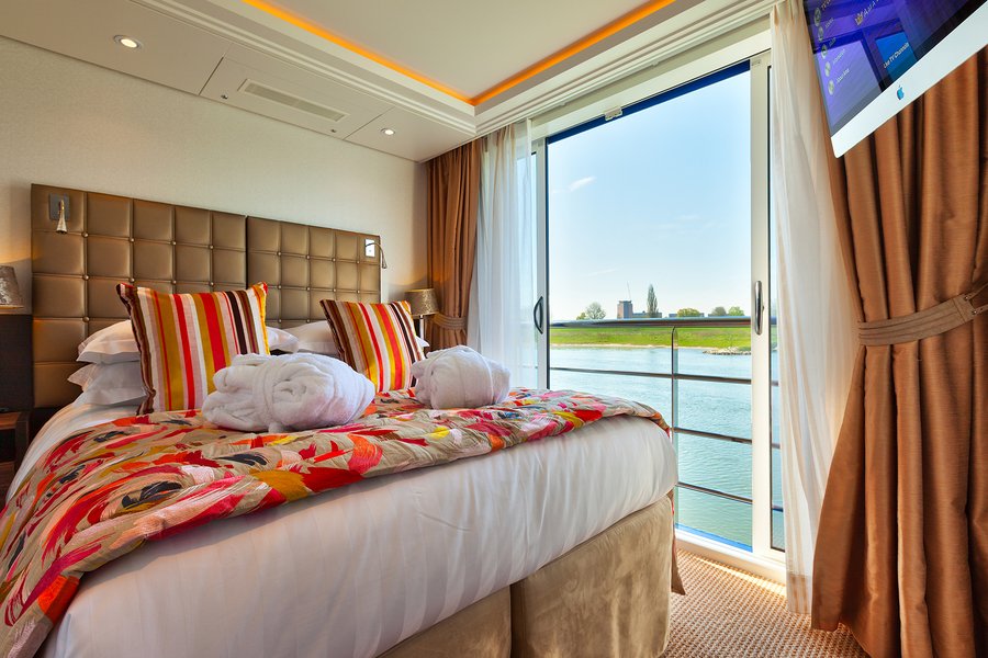 Ijssel from Amsterdam, Netherlands with the AmaSerena