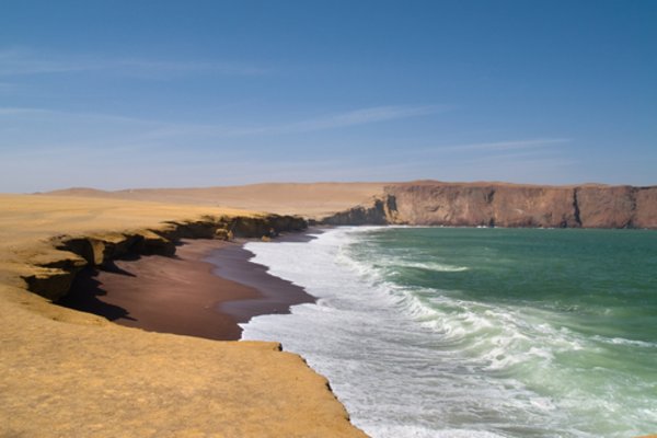 Paracas, Peru