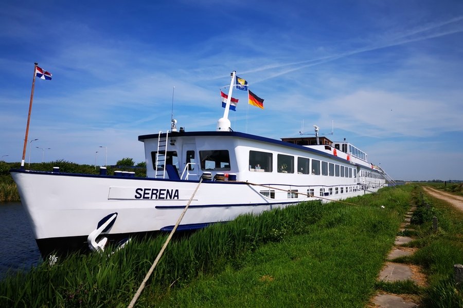 MS Serena