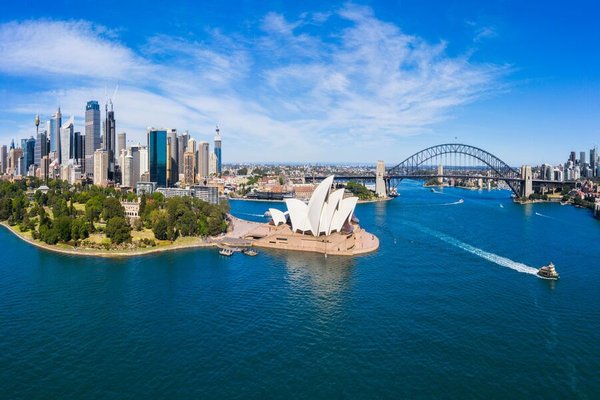 Ultimate Sydney To Singapore Cruise with a Sydney & Singapore Stay