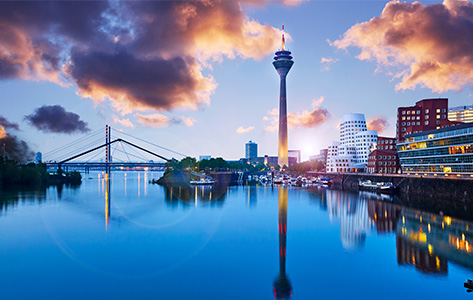 Rhein-Kreuzfahrt ab Düsseldorf. Einsteigen. Abschalten. Losfahren.